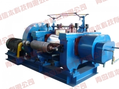 帶自動(dòng)翻膠裝置的開煉機(jī)